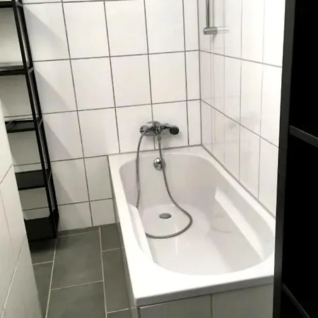 Grande Chambre Avec Sdb Prive Dans Jolie Maison 別荘 ヴァーヴル