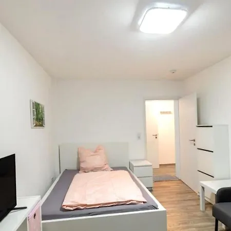 Grande Chambre Avec Sdb Prive Dans Jolie Maison